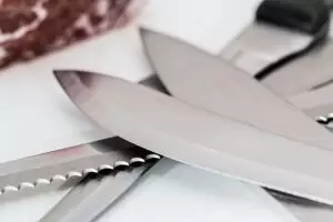 Sharpening a Serrated knife, step by step